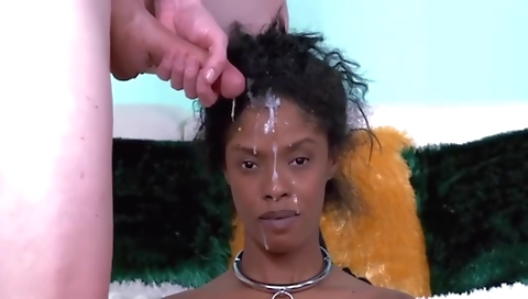 Ebony hottie gets fucked in a homemade interracial video